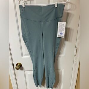 Lululemon base pace HR tight NWT